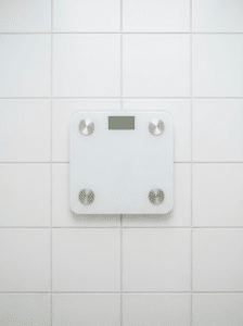 Guides 10 modern digital bathroom scale on white tiles